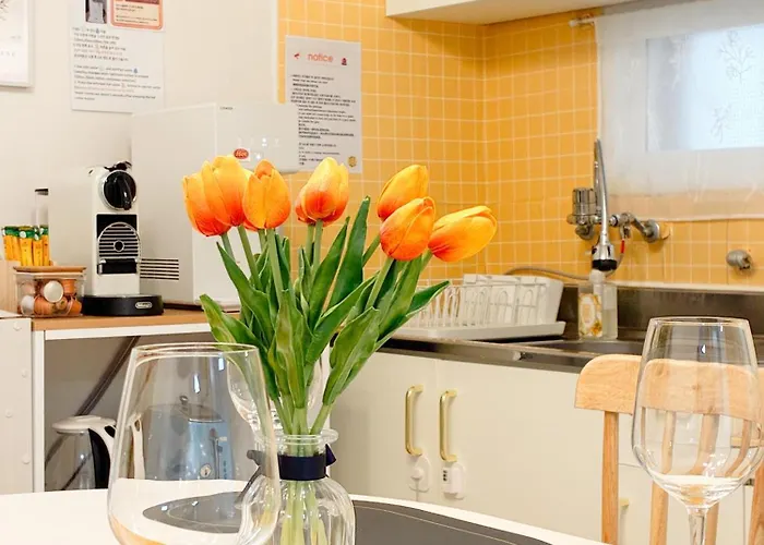 On Hyehwa, Entire Home, Apartment, 3br,4beds Seoel
